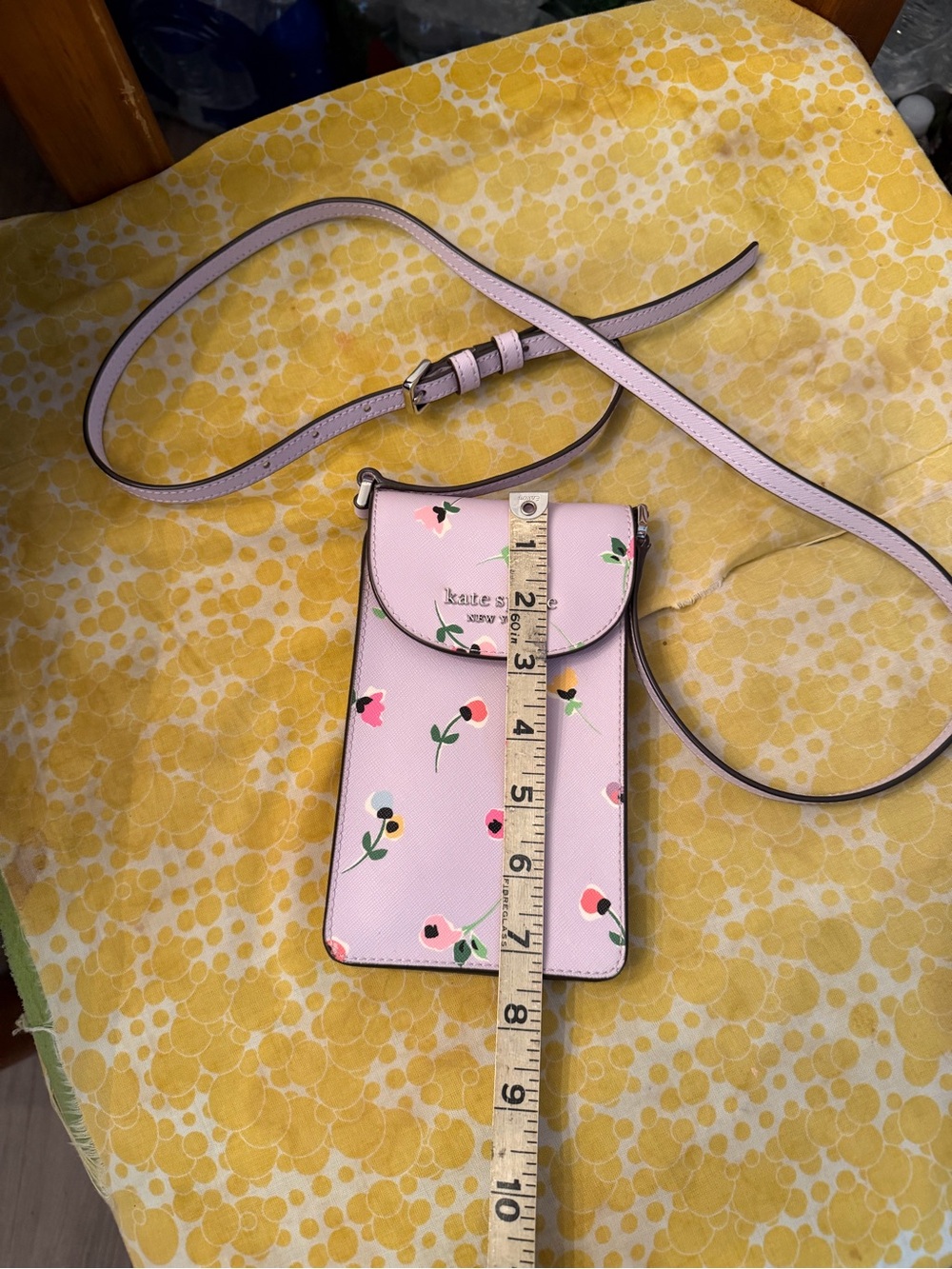 kate spade NWOT Pale Pink Floral Crossbody Phone Pouch - Picture 3 of 6
